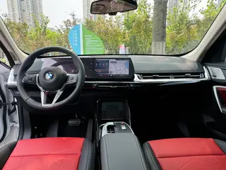BMW X1 2023 xDrive25Li M Sports suit exterior photo 6 BMW X1 2023 xDrive25Li M Sports suit exterior photo 6