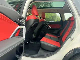 BMW X1 2023 xDrive25Li M Sports suit interior photo 7 BMW X1 2023 xDrive25Li M Sports suit interior photo 7