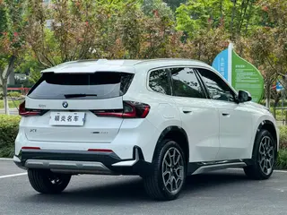 BMW X1 2023 xDrive25Li M Sports suit interior photo 9 BMW X1 2023 xDrive25Li M Sports suit interior photo 9