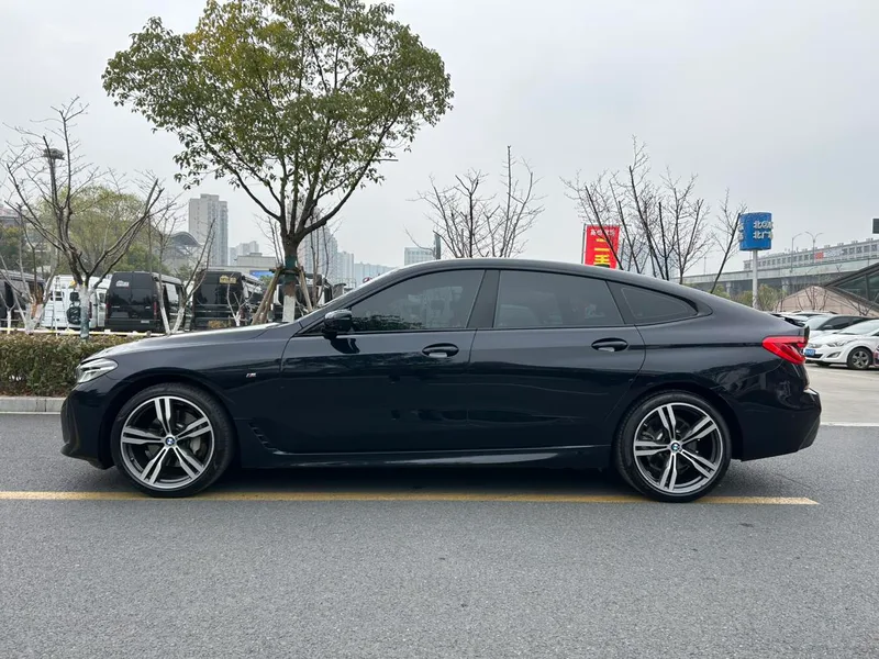 BMW 6 Series GT 2022 630i M Sports suit exterior photo 3 BMW 6 Series GT 2022 630i M Sports suit exterior photo 3