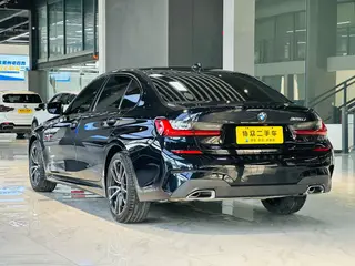 BMW 3 Series 2022 Restyling 325Li M Sports suit exterior photo 3 BMW 3 Series 2022 Restyling 325Li M Sports suit exterior photo 3