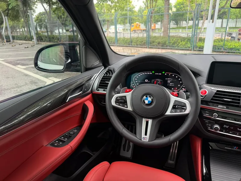 BMW X3 M 2021 X3 M Thunder Edition interior photo 18 BMW X3 M 2021 X3 M Thunder Edition interior photo 18
