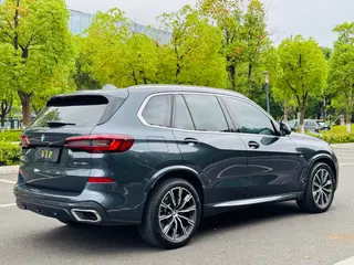 BMW X5 2022 xDrive40i M Sports suit exterior photo 6 BMW X5 2022 xDrive40i M Sports suit exterior photo 6