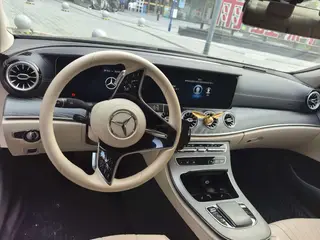 Mercedes-Benz CLS 2022 CLS 300 Dynamic interior photo 7 Mercedes-Benz CLS 2022 CLS 300 Dynamic interior photo 7