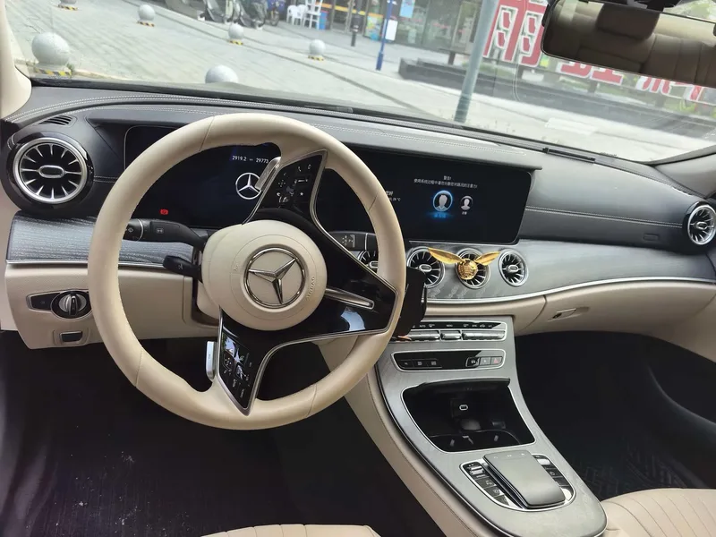 Mercedes-Benz CLS 2022 CLS 300 Dynamic interior photo 7 Mercedes-Benz CLS 2022 CLS 300 Dynamic interior photo 7