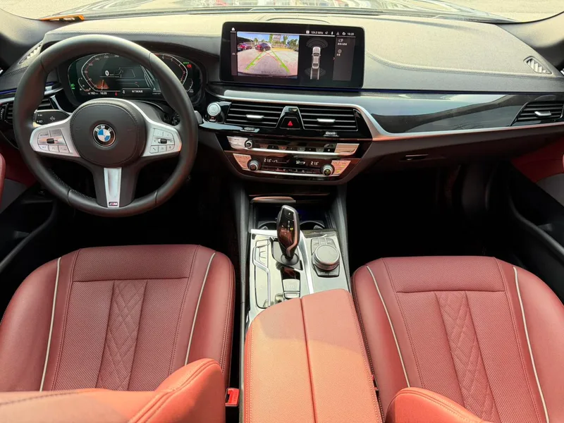 BMW 5 Series 2022 Second change 525Li M Sports suit interior photo 15 BMW 5 Series 2022 Second change 525Li M Sports suit interior photo 15