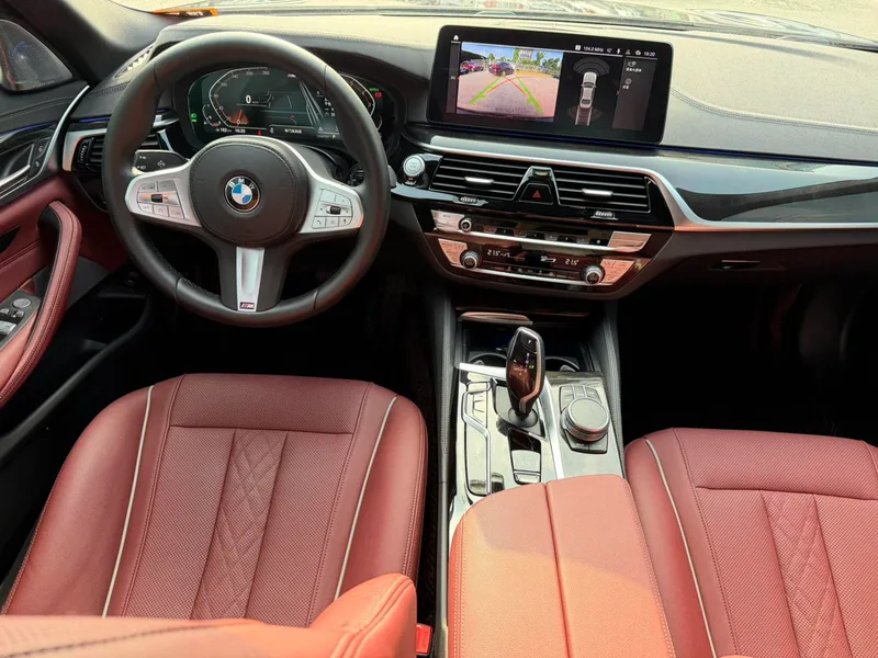 BMW 5 Series 2022 Second change 525Li M Sports suit interior photo 16 BMW 5 Series 2022 Second change 525Li M Sports suit interior photo 16