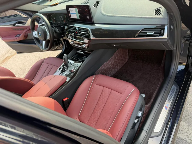 BMW 5 Series 2022 Second change 525Li M Sports suit interior photo 19 BMW 5 Series 2022 Second change 525Li M Sports suit interior photo 19