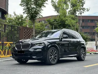 BMW X5 2021 Mise à jour xDrive30i M Ensemble de sport