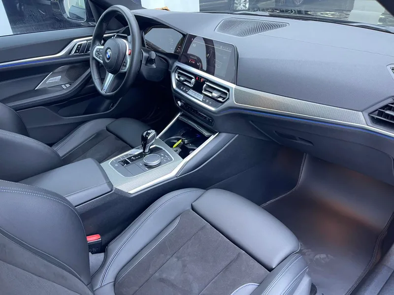 BMW 4 Series 2022 425i Gran Coupe M Sports suit interior photo 10 BMW 4 Series 2022 425i Gran Coupe M Sports suit interior photo 10