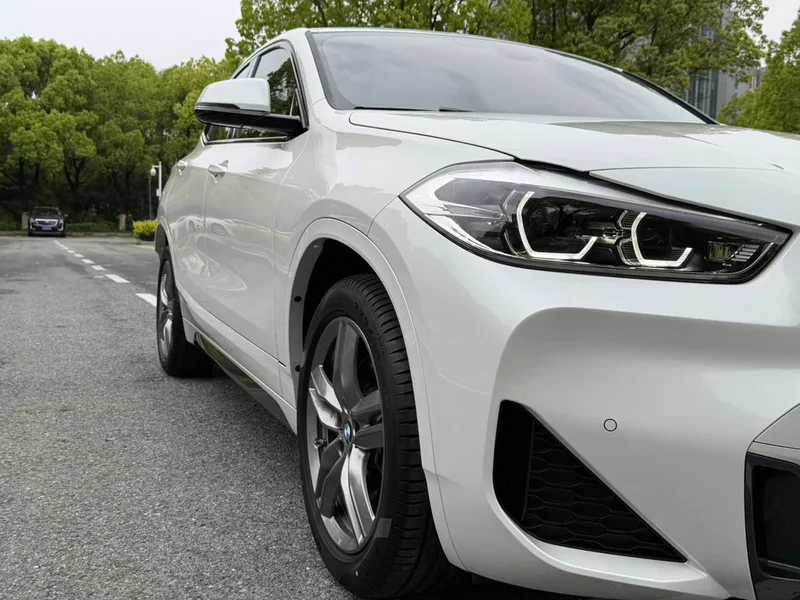 BMW X2 2022 sDrive25i M Traje todoterreno interior foto 19 BMW X2 2022 sDrive25i M Traje todoterreno interior foto 19