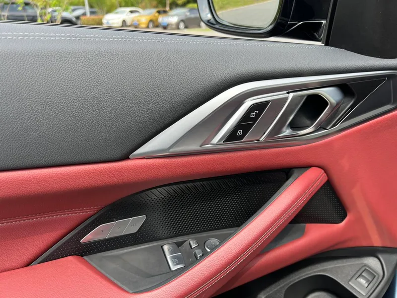 BMW 4 Series 2022 425i M Sports Night Suit interior photo 18 BMW 4 Series 2022 425i M Sports Night Suit interior photo 18