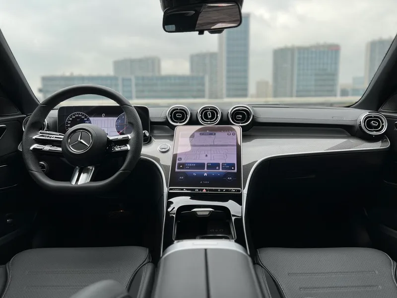Mercedes-Benz C-Class 2022 Restyling C 260 L Sports version interior photo 15 Mercedes-Benz C-Class 2022 Restyling C 260 L Sports version interior photo 15