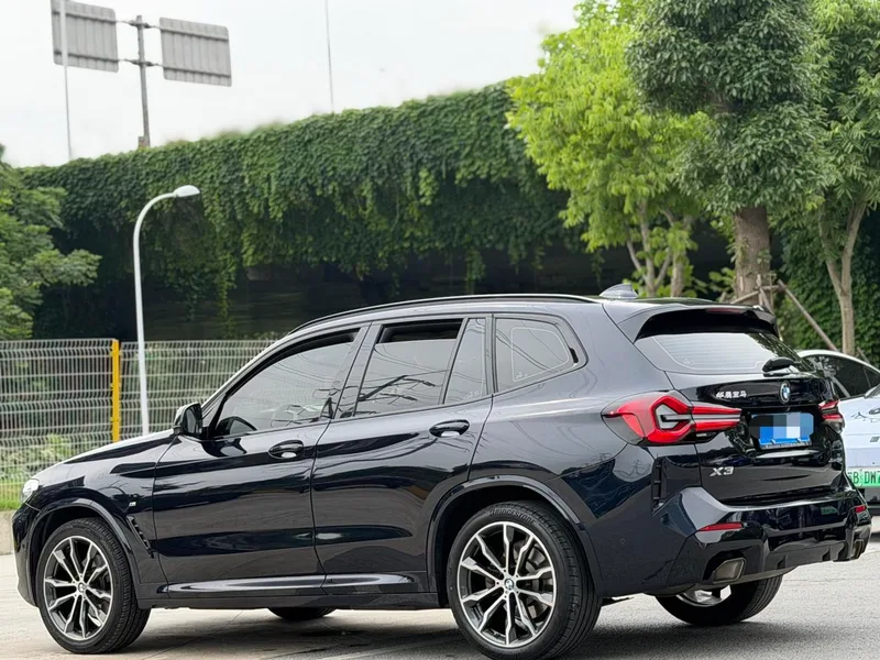 BMW X3 2023 xDrive30i Leading Type M Obsidian Night Suit exterior photo 5 BMW X3 2023 xDrive30i Leading Type M Obsidian Night Suit exterior photo 5