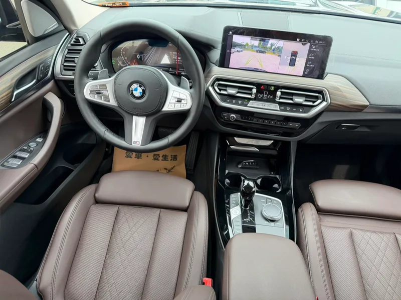 BMW X3 2023 xDrive30i Leading Type M Obsidian Night Suit interior photo 18 BMW X3 2023 xDrive30i Leading Type M Obsidian Night Suit interior photo 18