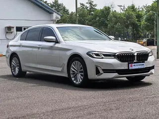 BMW 5 Series 2022 Second change 525Li Luxury Set exterior photo 3 BMW 5 Series 2022 Second change 525Li Luxury Set exterior photo 3