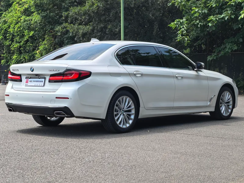BMW 5 Series 2022 Second change 525Li Luxury Set exterior photo 6 BMW 5 Series 2022 Second change 525Li Luxury Set exterior photo 6