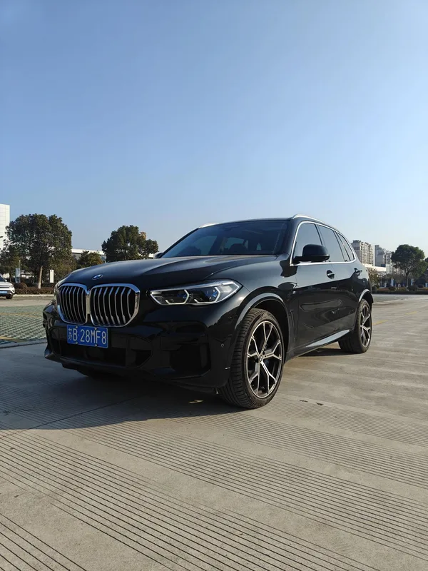 BMW X5 2022 xDrive40i Premium Class M Sports suit exterior photo 1 BMW X5 2022 xDrive40i Premium Class M Sports suit exterior photo 1