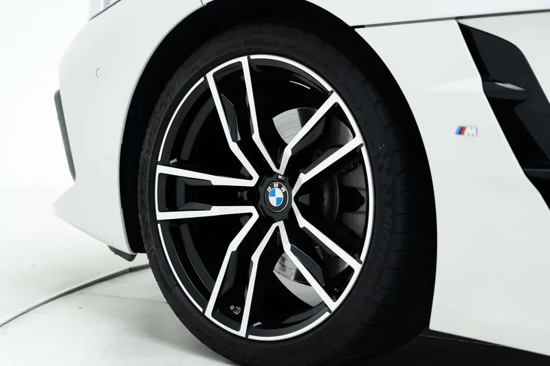 BMW Z4 2023 sDrive 25i M Ensemble de sport extérieur photo 5 BMW Z4 2023 sDrive 25i M Ensemble de sport extérieur photo 5