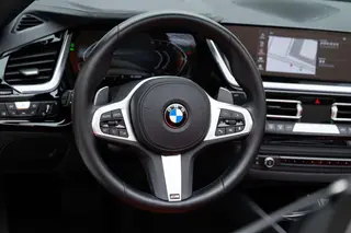 BMW Z4 2023 sDrive 25i M Ensemble de sport intérieur photo 13 BMW Z4 2023 sDrive 25i M Ensemble de sport intérieur photo 13