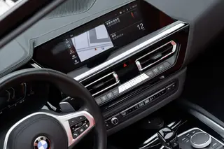 BMW Z4 2023 sDrive 25i M Ensemble de sport intérieur photo 14 BMW Z4 2023 sDrive 25i M Ensemble de sport intérieur photo 14