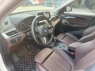 BMW X1 2022 sDrive25Li Leading Type interior photo 9 BMW X1 2022 sDrive25Li Leading Type interior photo 9