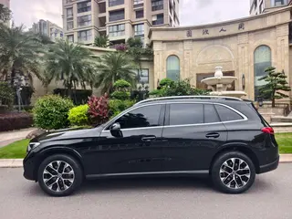 Mercedes-Benz GLC 2024 GLC 260 L 4MATIC Dynamic 5 seat exterior photo 4 Mercedes-Benz GLC 2024 GLC 260 L 4MATIC Dynamic 5 seat exterior photo 4