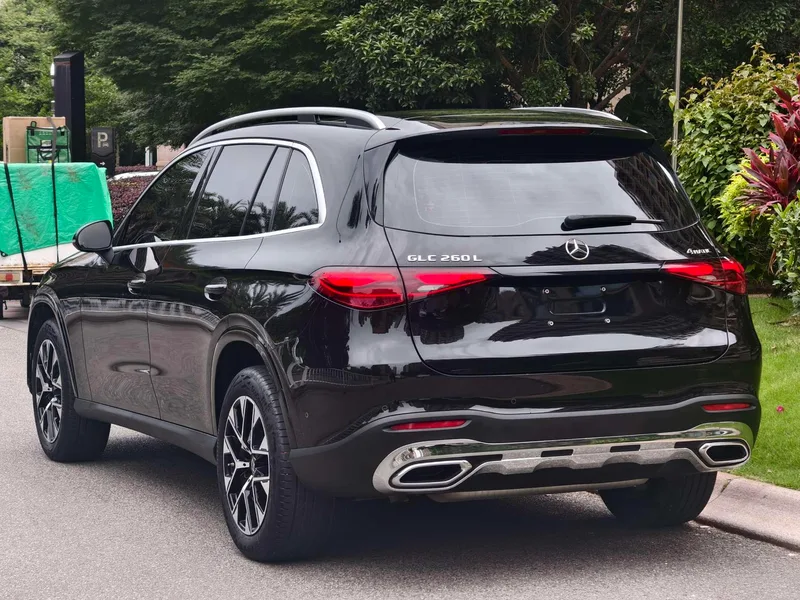 Mercedes-Benz GLC 2024 GLC 260 L 4MATIC Dynamic 5 seat exterior photo 5 Mercedes-Benz GLC 2024 GLC 260 L 4MATIC Dynamic 5 seat exterior photo 5