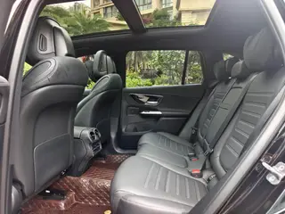 Mercedes-Benz GLC 2024 GLC 260 L 4MATIC Dynamic 5 seat interior photo 10 Mercedes-Benz GLC 2024 GLC 260 L 4MATIC Dynamic 5 seat interior photo 10