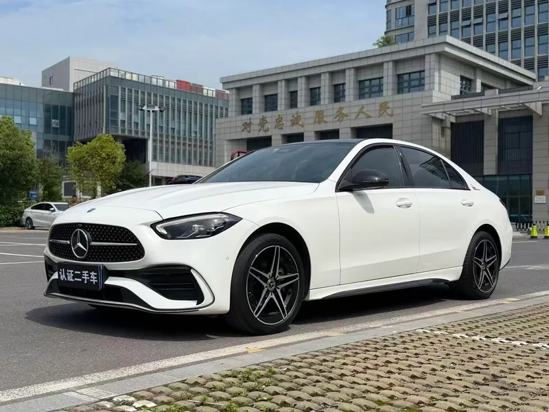 Mercedes-Benz C-Class 2023 Second change C 260 L Hao Night Sports Edition exterior photo 1 Mercedes-Benz C-Class 2023 Second change C 260 L Hao Night Sports Edition exterior photo 1