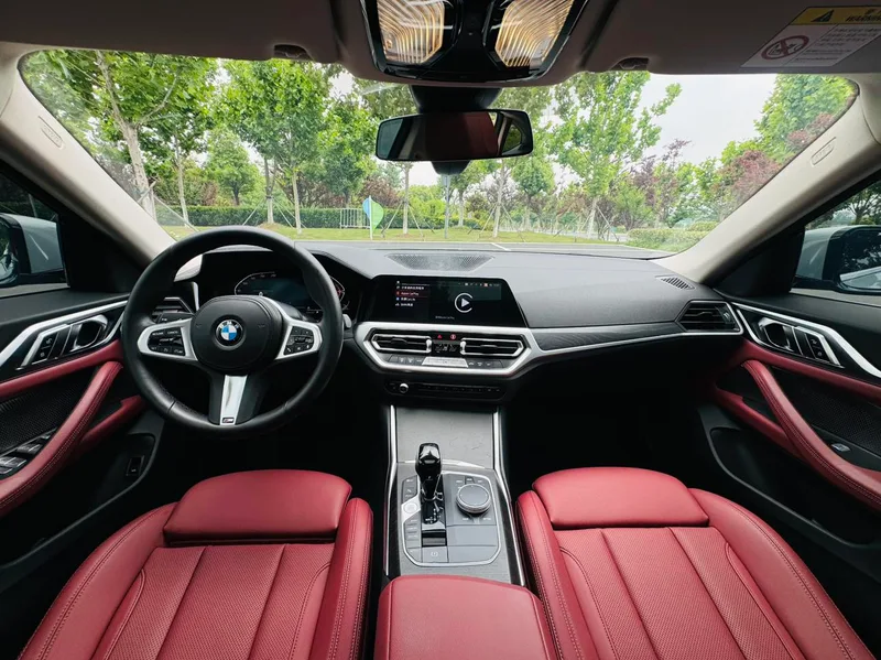 BMW 4 Series 2022 425i Gran Coupe M Sports suit interior photo 7 BMW 4 Series 2022 425i Gran Coupe M Sports suit interior photo 7