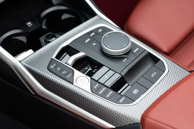 BMW 4 Series 2023 425i M Sports Night Suit interior photo 14 BMW 4 Series 2023 425i M Sports Night Suit interior photo 14
