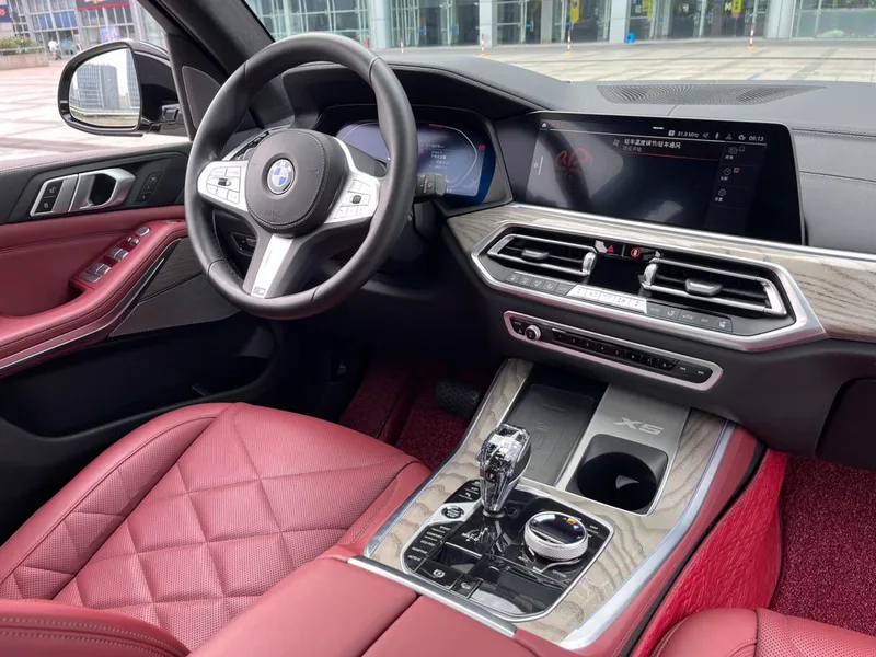 BMW X5 2022 xDrive 40Li M Sports suit interior photo 11 BMW X5 2022 xDrive 40Li M Sports suit interior photo 11