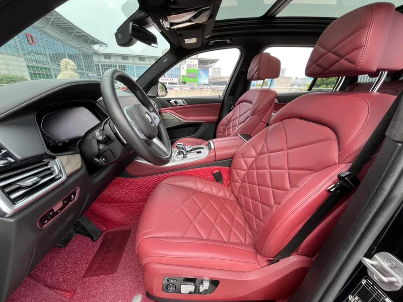 BMW X5 2022 xDrive 40Li M Sports suit interior photo 14 BMW X5 2022 xDrive 40Li M Sports suit interior photo 14