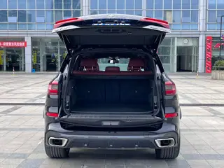 BMW X5 2022 xDrive 40Li M Sports suit interior photo 18 BMW X5 2022 xDrive 40Li M Sports suit interior photo 18