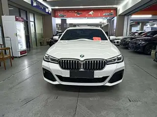 BMW 5 Series 2022 Second change 530Li Premium Class M Sports suit exterior photo 2 BMW 5 Series 2022 Second change 530Li Premium Class M Sports suit exterior photo 2