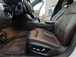 BMW 5 Series 2022 Second change 530Li Premium Class M Sports suit exterior photo 5 BMW 5 Series 2022 Second change 530Li Premium Class M Sports suit exterior photo 5