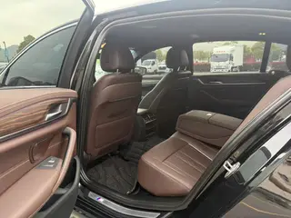 BMW 5 Series 2022 Second change 530Li Leading Type M Sports suit interior photo 6 BMW 5 Series 2022 Second change 530Li Leading Type M Sports suit interior photo 6