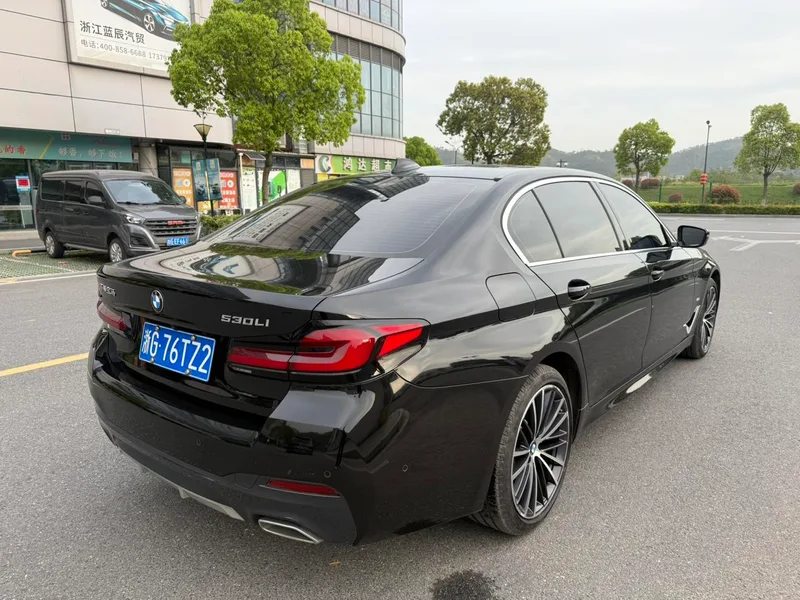 BMW 5 Series 2022 Second change 530Li Leading Type M Sports suit interior photo 7 BMW 5 Series 2022 Second change 530Li Leading Type M Sports suit interior photo 7