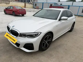 BMW 3 Series 2022 325i M Спортивный костюм