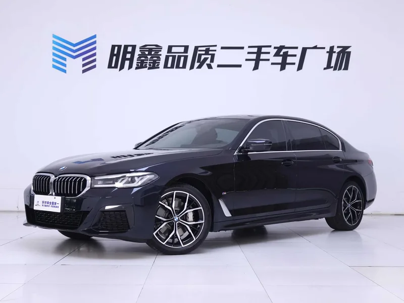 BMW 5 Series 2023 530Li Premium Class M Sports suit exterior photo 3 BMW 5 Series 2023 530Li Premium Class M Sports suit exterior photo 3