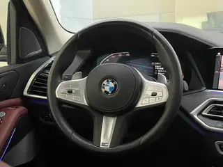 BMW X5 2022 Restyling xDrive 30Li Premium Class M Sports suit interior photo 16 BMW X5 2022 Restyling xDrive 30Li Premium Class M Sports suit interior photo 16