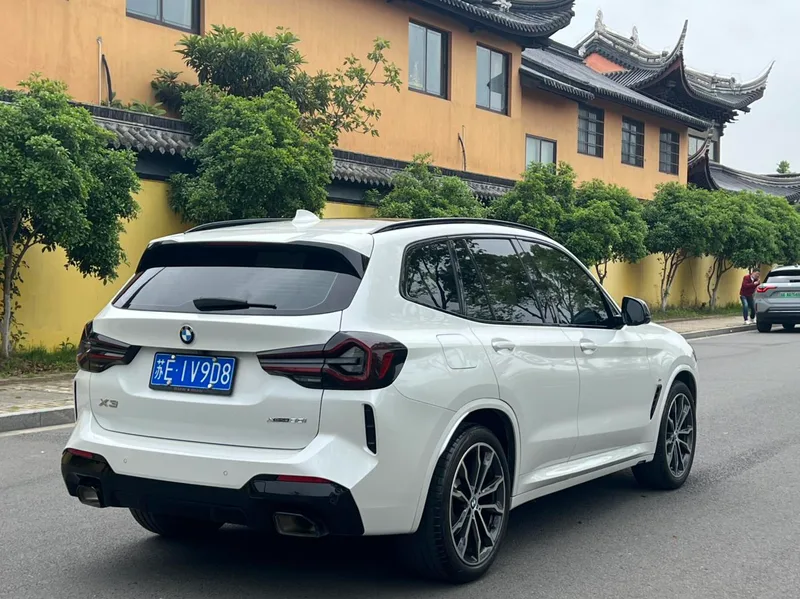 BMW X3 2022 xDrive30i Leading Type M Obsidian Night Suit exterior photo 4 BMW X3 2022 xDrive30i Leading Type M Obsidian Night Suit exterior photo 4