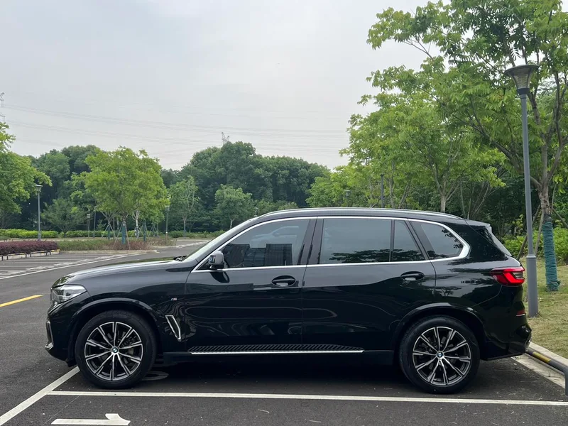 BMW X5 2022 Restyling xDrive 30Li M Sports suit exterior photo 4 BMW X5 2022 Restyling xDrive 30Li M Sports suit exterior photo 4