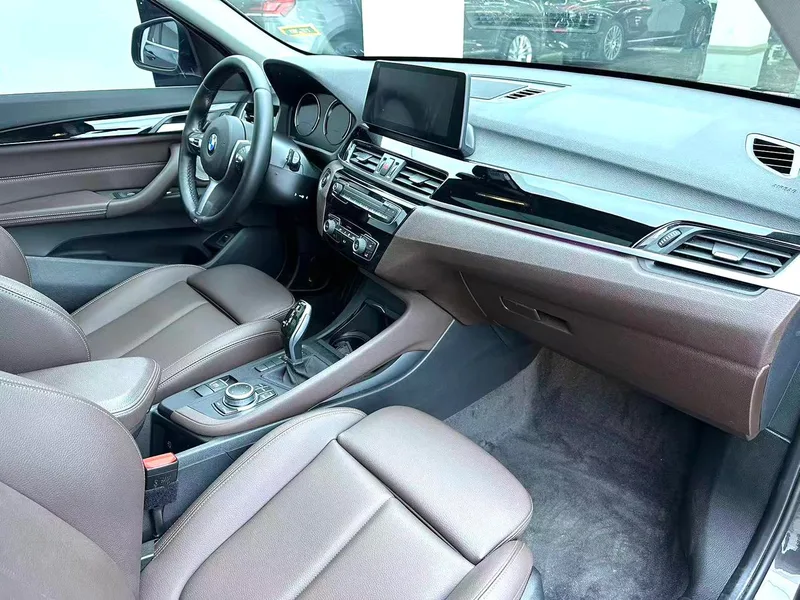 BMW X1 2020 sDrive25Li Leading Type interior photo 10 BMW X1 2020 sDrive25Li Leading Type interior photo 10