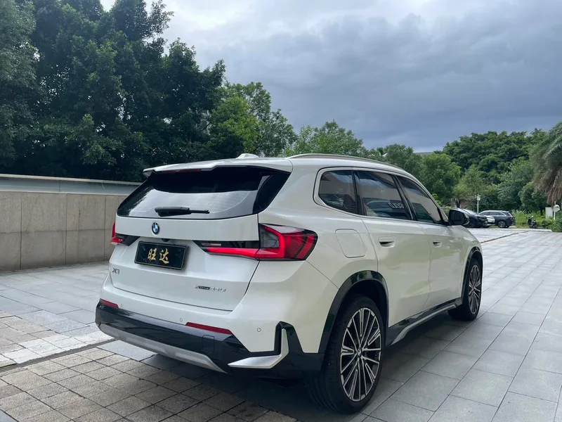 BMW X1 2023 xDrive25Li X Design Suit exterior photo 7 BMW X1 2023 xDrive25Li X Design Suit exterior photo 7