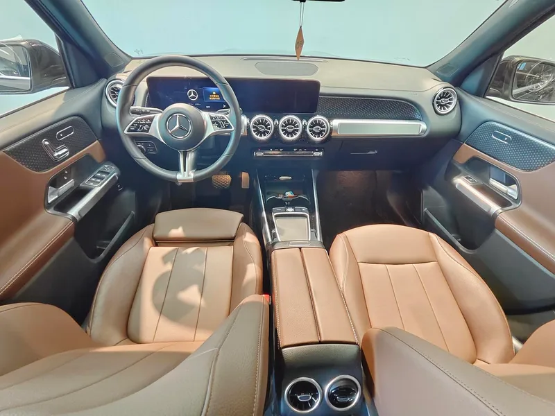 Mercedes-Benz GLB 2024 Restyling GLB 200 Dynamic interior photo 13 Mercedes-Benz GLB 2024 Restyling GLB 200 Dynamic interior photo 13