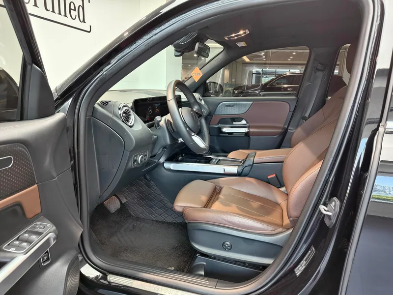 Mercedes-Benz GLB 2024 Restyling GLB 200 Dynamic interior photo 15 Mercedes-Benz GLB 2024 Restyling GLB 200 Dynamic interior photo 15