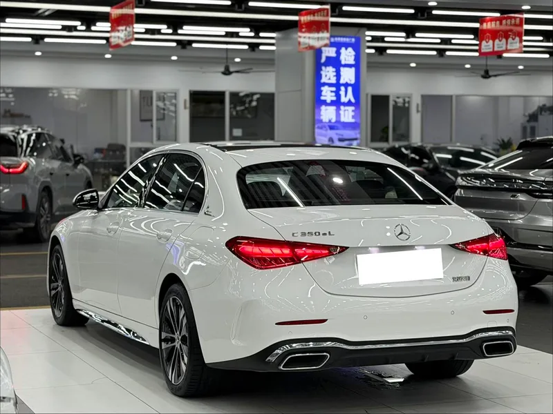 Mercedes-Benz C-Class 2024 C 350 eL extérieur photo 4 Mercedes-Benz C-Class 2024 C 350 eL extérieur photo 4