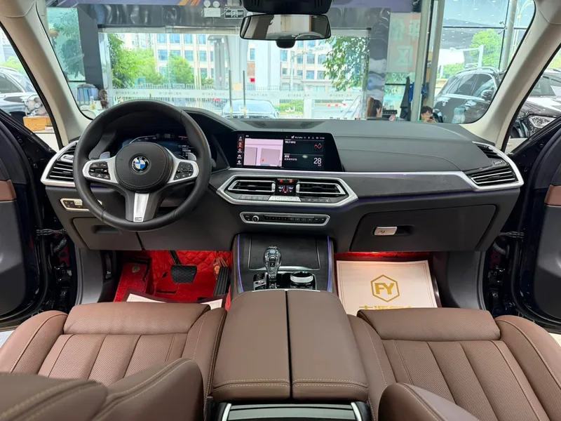 BMW X5 2021 xDrive40i Premium Class M Sports suit interior photo 12 BMW X5 2021 xDrive40i Premium Class M Sports suit interior photo 12